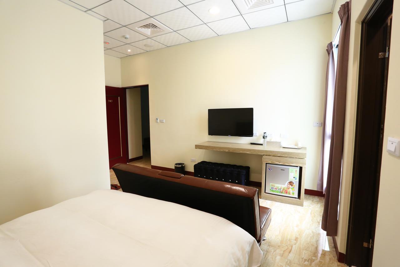 Changju Hotel-附免費停車位 T'ai-tung Extérieur photo