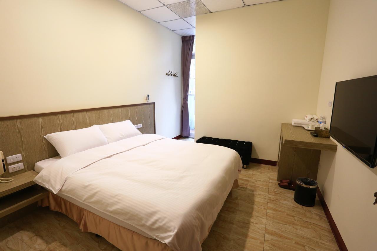 Changju Hotel-附免費停車位 T'ai-tung Extérieur photo