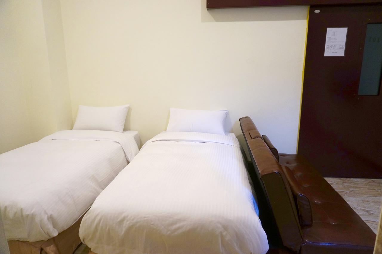 Changju Hotel-附免費停車位 T'ai-tung Extérieur photo